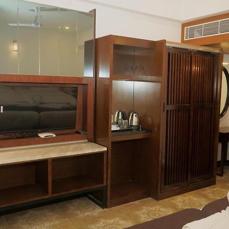Geo Hotel بونديتْشيري المظهر الخارجي الصورة