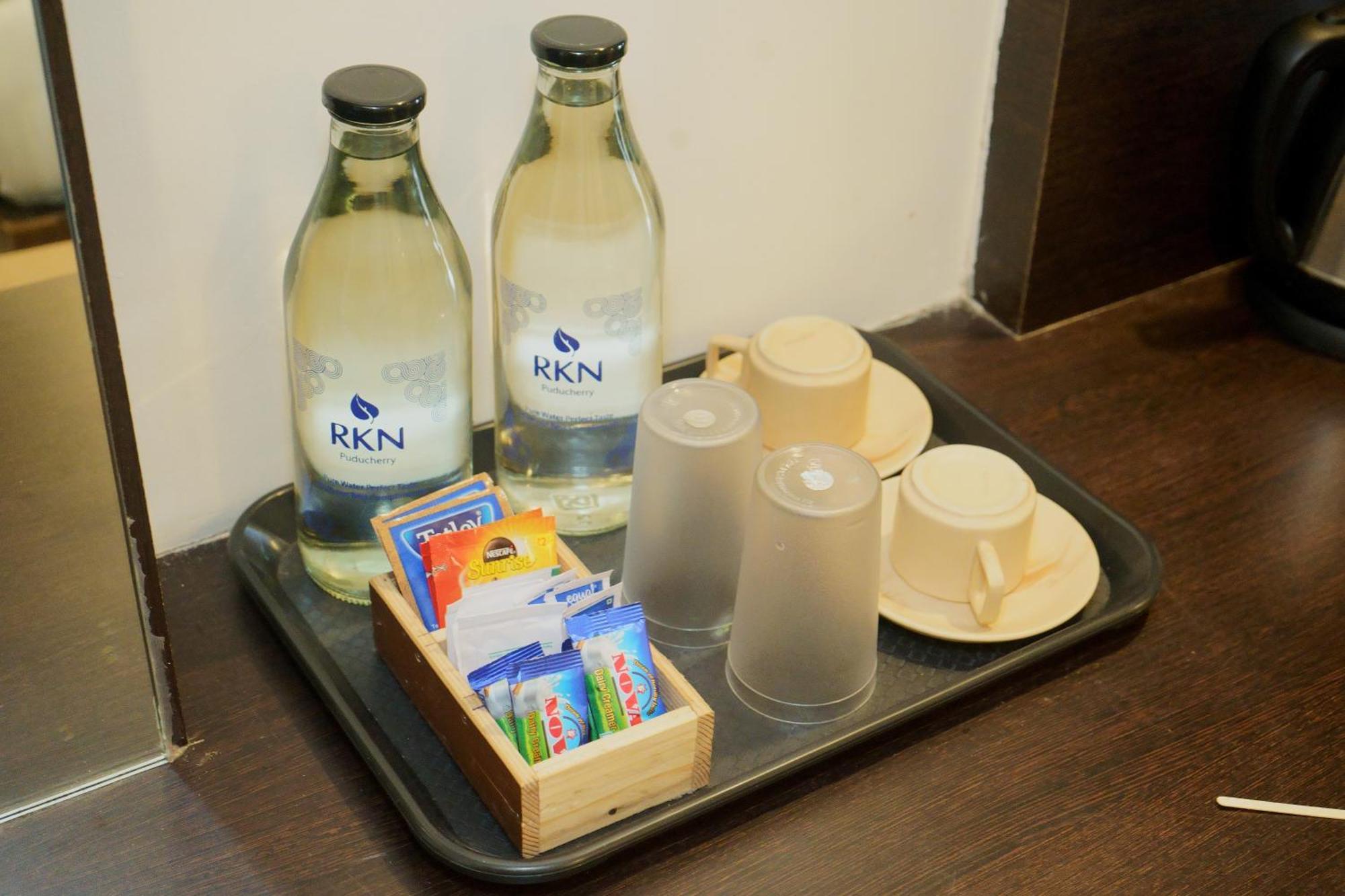 Geo Hotel بونديتْشيري المظهر الخارجي الصورة