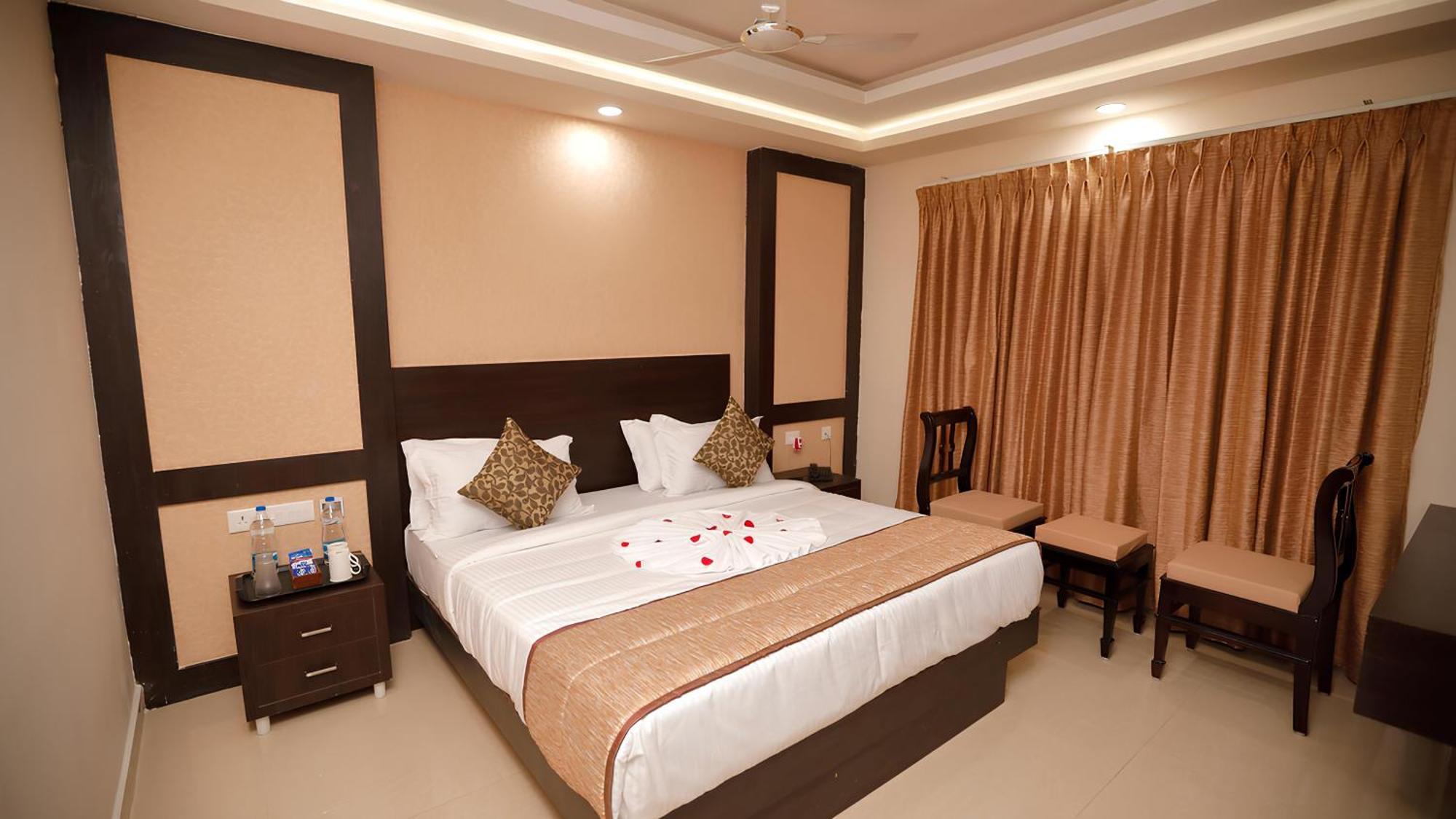 Geo Hotel بونديتْشيري المظهر الخارجي الصورة